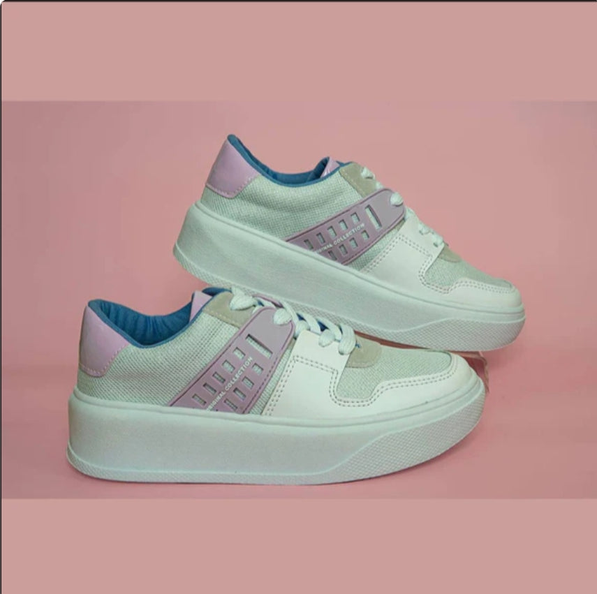 Kat-4 Sneakers